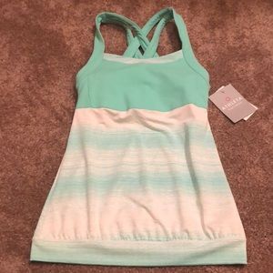 Athleta stride crunch and punch tank